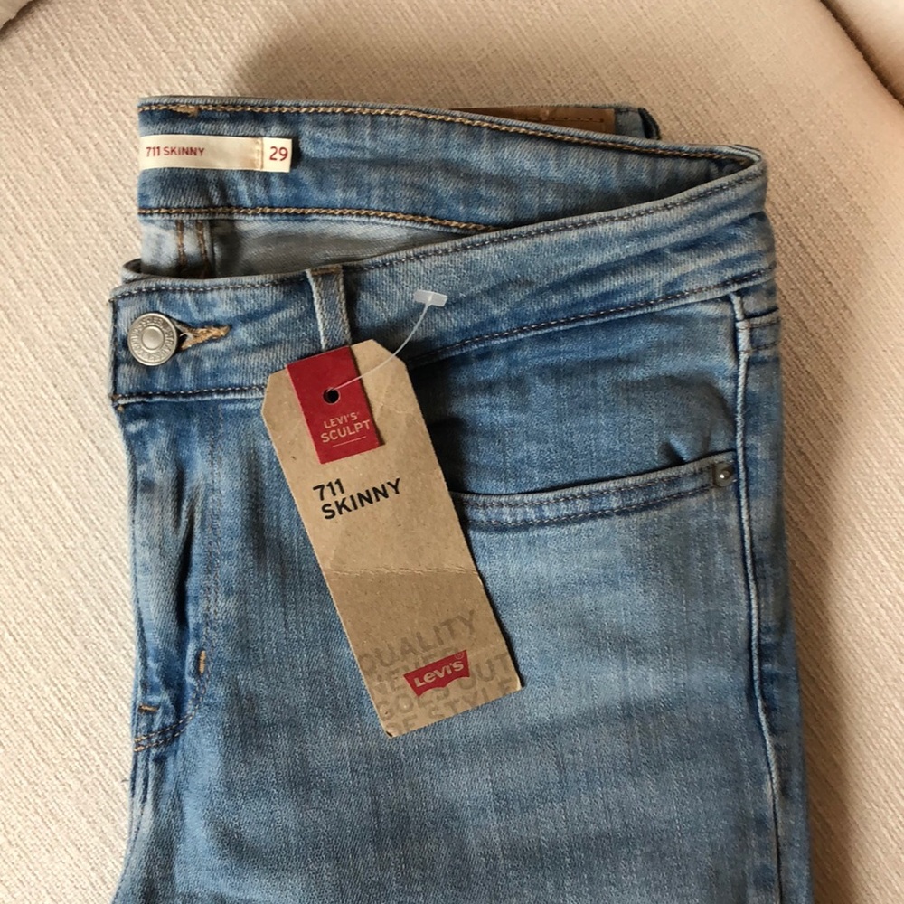 Size 29 Levi’s 711 Skinny jeans - Mid Rise